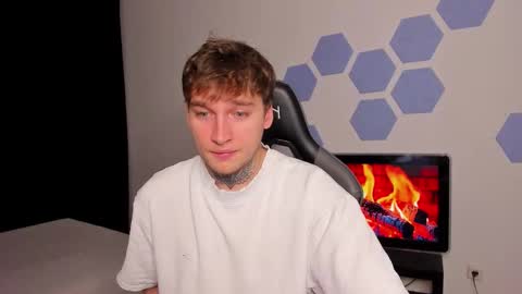 Snapshot of chris_tyson chatting on October 13, 2025, 4:18 pm Chris Tyson online show from October 13, 2025, 4:18 pm