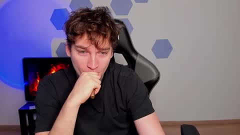 Snapshot of chris_tyson chatting on November 13, 2025, 10:25 am Chris Tyson online show from November 13, 2025, 10:25 am