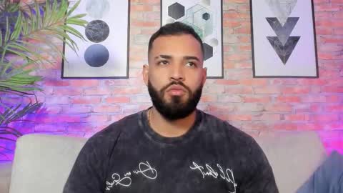 Chris Varden online show from December 15, 2025, 7:18 pm