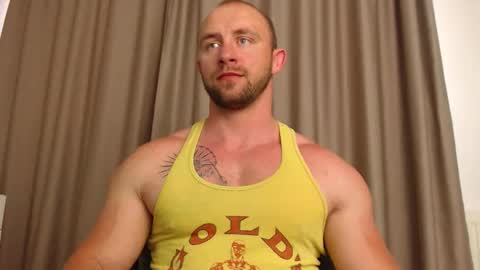 Snapshot of chrisbigbiceps chatting on May 26, 2026, 4:25 pm chrisbigbiceps online show from May 26, 2026, 4:25 pm
