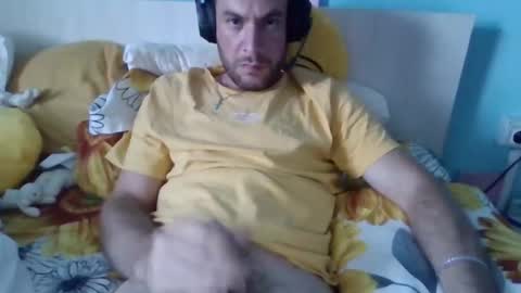 Snapshot of chrisfilip chatting on September 19, 2025, 3:13 pm Chris online show from September 19, 2025, 3:13 pm