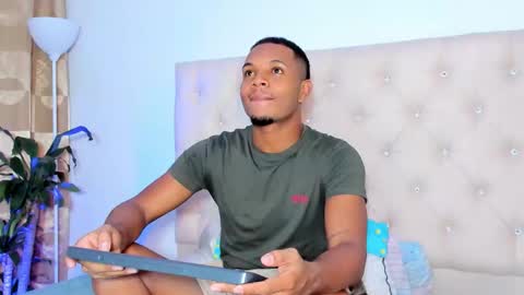 Chriss Vall online show from February 18, 2026, 1:01 am