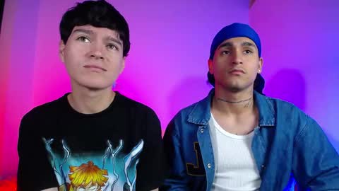 Snapshot of chriss_wg_ chatting on October 30, 2025, 12:01 am Christian Wang online show from October 30, 2025, 12:01 am