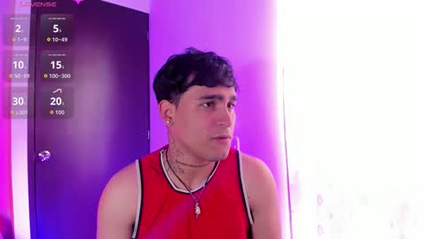 Christian Wang online show from February 2, 2026, 6:39 pm