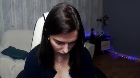 Christi online show from November 14, 2025, 9:08 am