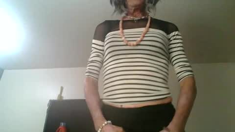chrisssy780232 online show from June 30, 2026, 8:48 am