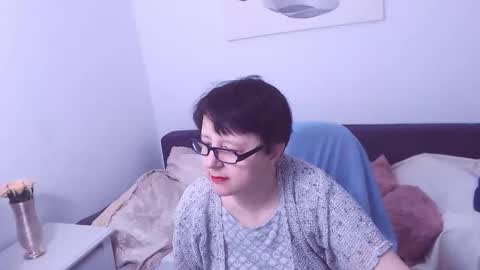 Christa online show from November 12, 2025, 8:30 pm