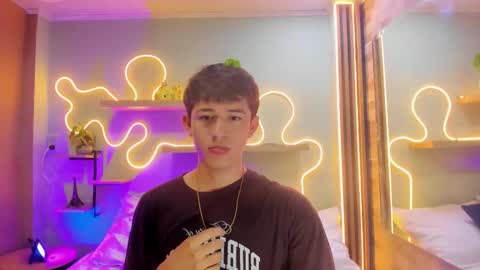 Snapshot of christian_foxx chatting on February 7, 2026, 1:48 pm Christian online show from February 7, 2026, 1:48 pm