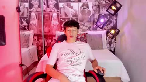 Snapshot of christian_foxx chatting on March 2, 2026, 6:26 pm Christian online show from March 2, 2026, 6:26 pm