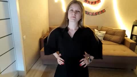 Snapshot of christianahessee chatting on October 19, 2025, 1:01 pm Iwi online show from October 19, 2025, 1:01 pm