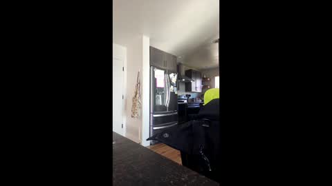 christophe_throbin online show from January 18, 2026, 7:39 pm