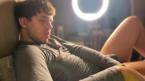 Christopher online show from November 4, 2025, 5:39 am