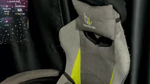 christyw3b online show from November 25, 2025, 3:34 pm