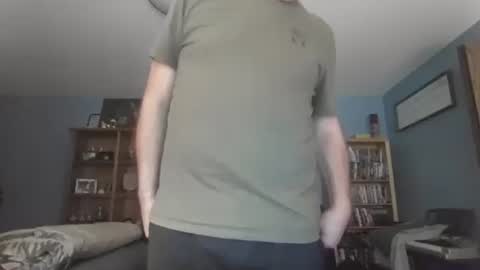 Snapshot of chrisw8121 chatting on October 17, 2025, 4:09 pm chrisw8121 online show from October 17, 2025, 4:09 pm