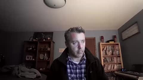 Snapshot of chrisw8121 chatting on February 1, 2026, 2:10 am chrisw8121 online show from February 1, 2026, 2:10 am