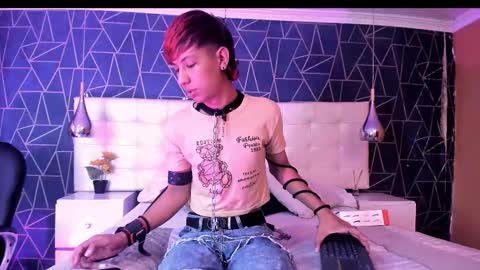 Chris online show from March 20, 2026, 4:39 am