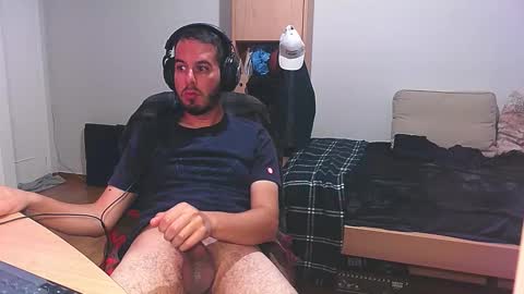 Snapshot of chromefox123 chatting on December 13, 2025, 9:09 pm Chromefox123 online show from December 13, 2025, 9:09 pm