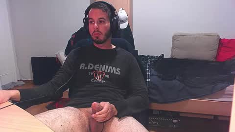 Snapshot of chromefox123 chatting on December 15, 2025, 7:29 pm Chromefox123 online show from December 15, 2025, 7:29 pm