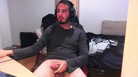 Snapshot of chromefox123 chatting on December 19, 2025, 12:12 pm Chromefox123 online show from December 19, 2025, 12:12 pm