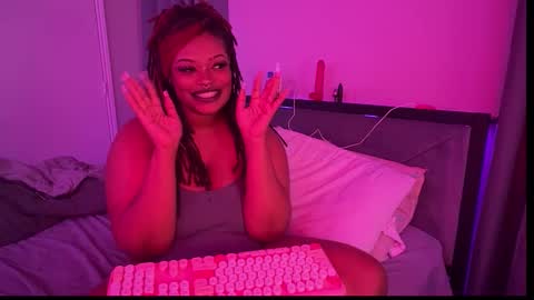 EmberEssence online show from November 6, 2025, 6:14 am