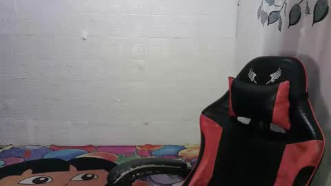 chubbycheeks27 online show from April 19, 2026, 4:17 pm