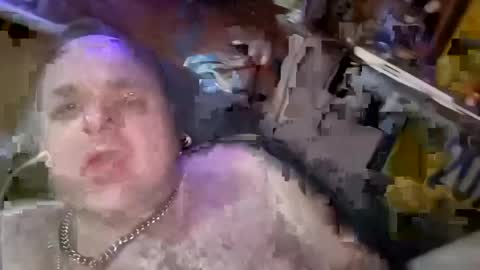 chubbyman43 online show from June 14, 2026, 3:52 am