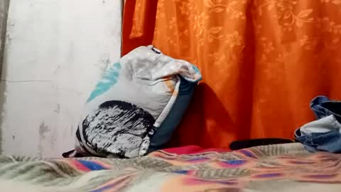 chupaculitos77 online show from June 12, 2026, 3:27 am