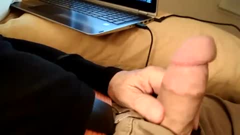 Im so cute online show from October 9, 2025, 4:10 am