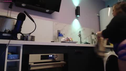 Jessica online show from November 10, 2025, 11:48 pm