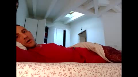 Snapshot of ciaoneciaone25 chatting on December 29, 2024, 8:11 am ciaoneciaone25 online show from December 29, 2024, 8:11 am