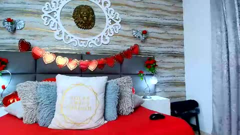 ...   ... online show from February 17, 2025, 4:09 am