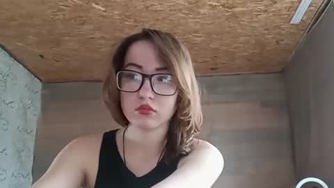 Snapshot of cicelyphaup chatting on July 3, 2026, 8:10 am Olivia online show from July 3, 2026, 8:10 am