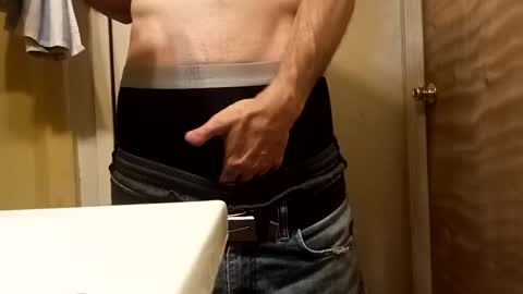 Snapshot of ciestep8216 chatting on March 8, 2025, 9:50 am ciestep8216 online show from March 8, 2025, 9:50 am