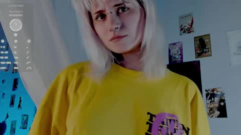 Helen and Teya online show from April 7, 2026, 1:44 pm