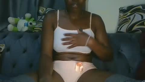 cilia petite online show from March 20, 2026, 5:23 am