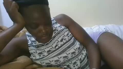 cilia petite online show from April 5, 2026, 3:42 pm