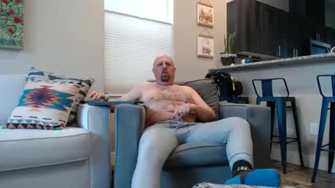 Snapshot of cinapw chatting on March 8, 2025, 10:34 pm cinapw online show from March 8, 2025, 10:34 pm