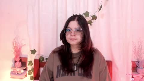 Sofi Eva and Mey online show from February 16, 2025, 3:38 pm
