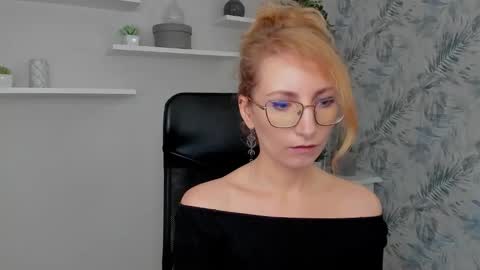 Cinderella online show from March 2, 2026, 6:25 am