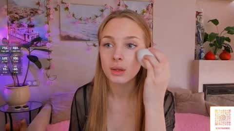 Im Cindy online show from October 24, 2025, 6:43 am