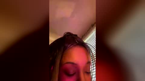 cinnamonbunniiii online show from July 6, 2026, 3:03 pm