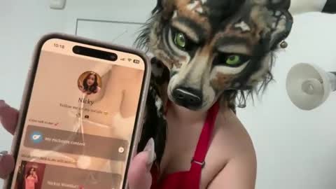 Snapshot of cinnanicos chatting on September 12, 2025, 5:18 am Nicky online show from September 12, 2025, 5:18 am