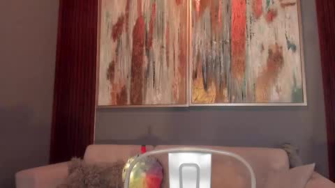 Snapshot of cinnia_ chatting on September 16, 2025, 12:06 pm Cintia online show from September 16, 2025, 12:06 pm