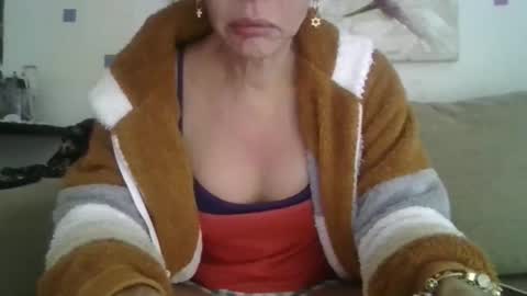 cinthia2525 online show from June 11, 2026, 8:23 am