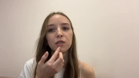 Aurora online show from April 21, 2026, 3:17 pm