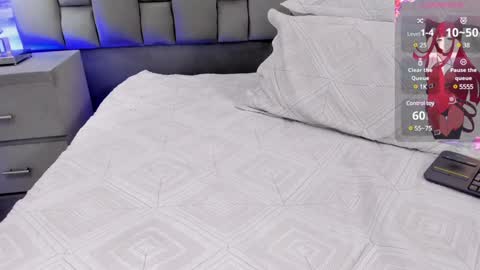 CintiaCollins  online show from December 7, 2024, 10:34 am