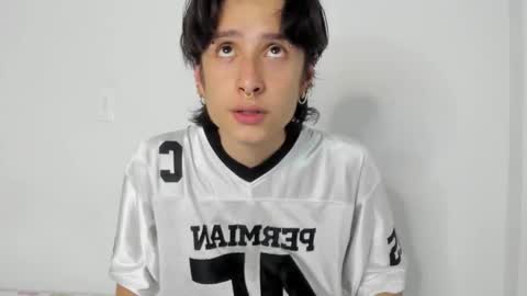 cirosky_elchicopolla online show from February 12, 2026, 4:18 am