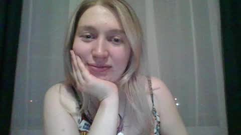 Snapshot of citrusblissss chatting on March 10, 2025, 5:18 pm citrusblissss online show from March 10, 2025, 5:18 pm