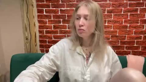 Snapshot of citrusblissss chatting on October 14, 2025, 2:29 pm citrusblissss online show from October 14, 2025, 2:29 pm