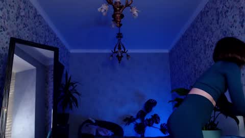 Clara online show from January 29, 2025, 7:22 pm